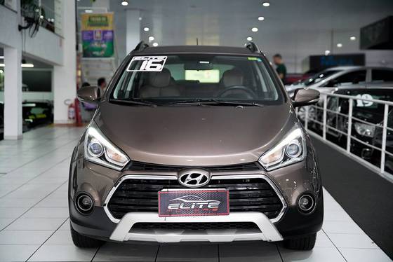 HYUNDAI HB20X 1.6 16V PREMIUM FLEX 4P AUTOMÁTICO HYUNDAI HB20X 1.6 16V PREMIUM FLEX 4P AUTOMÁTICO